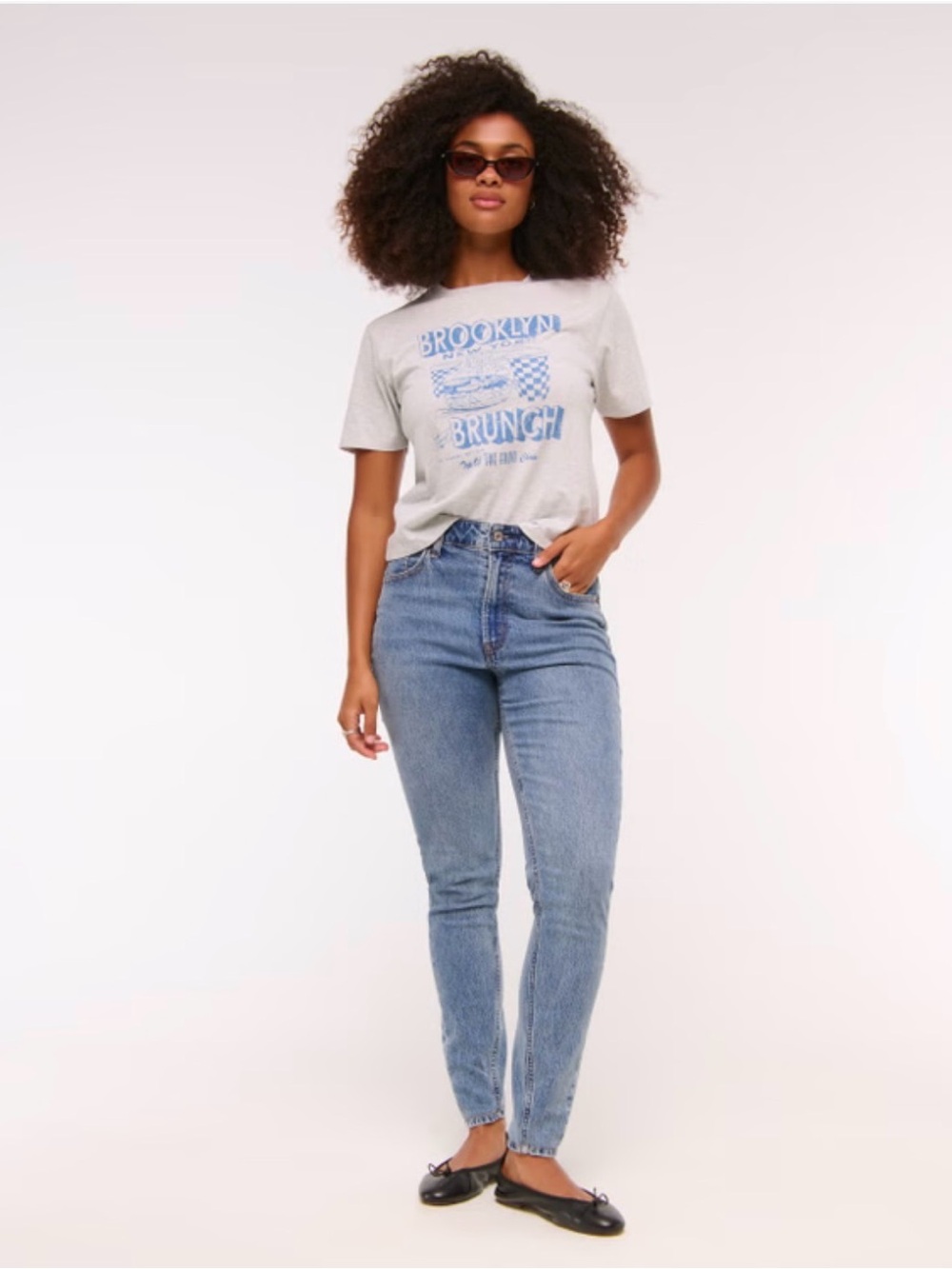 NWT Abercrombie and Fitch The Skinny High Rise Curve Love Medium Wash Jean